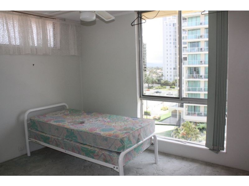 3 Old Burleigh Road, Surfers Paradise QLD 4217