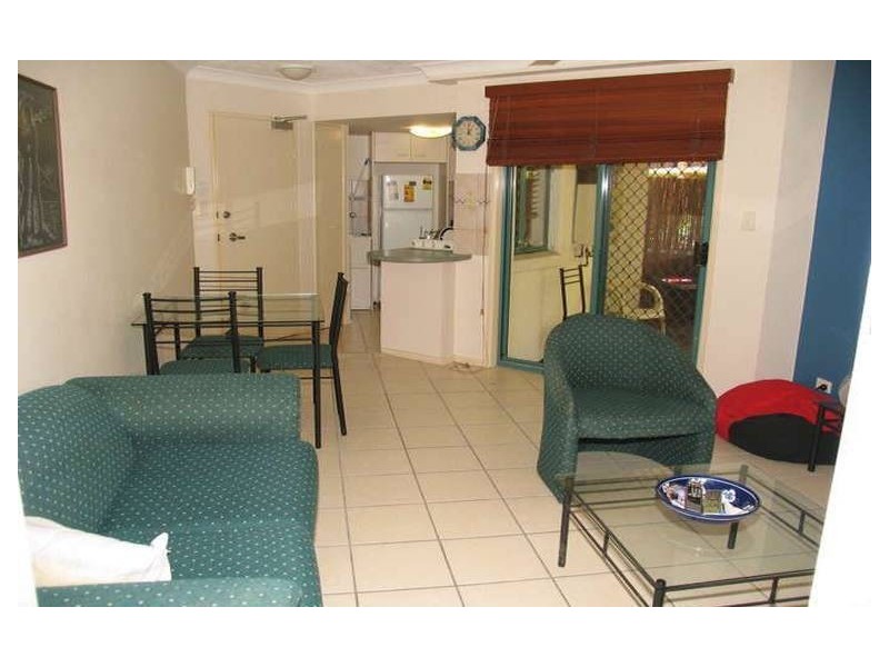 9 Stanhill Drive, Chevron Island QLD 4217