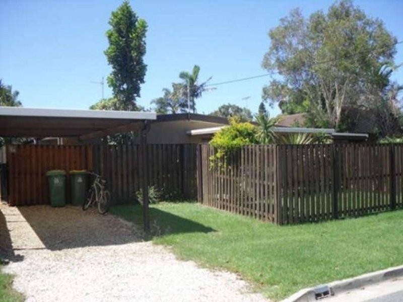 33 Kalimna Drive, Broadbeach Waters QLD 4218