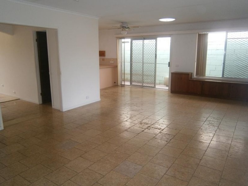 96 Regatta Parade, Southport QLD 4215