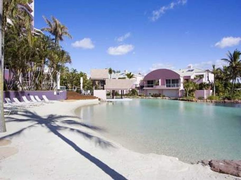 19 Commodore Drive ‘Grand Mariner’, Surfers Paradise QLD 4217