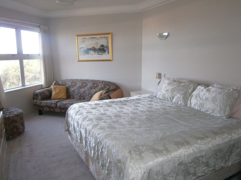 19 Commodore Drive ‘Grand Mariner’, Surfers Paradise QLD 4217