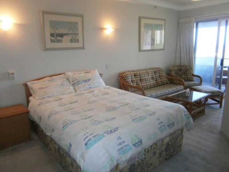 19 Commodore Drive ‘Grand Mariner’, Surfers Paradise QLD 4217