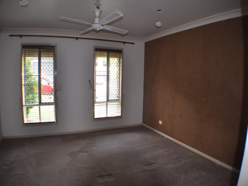 12 Equador Court, Pacific Pines QLD 4211