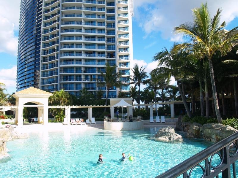 2049 Chevron Renaissance North Tower, Surfers Paradise QLD 4217