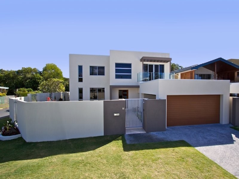 11 Yacht Street, Southport QLD 4215