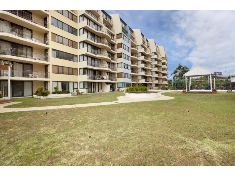 10/40 Surf Parade, Broadbeach QLD 4218
