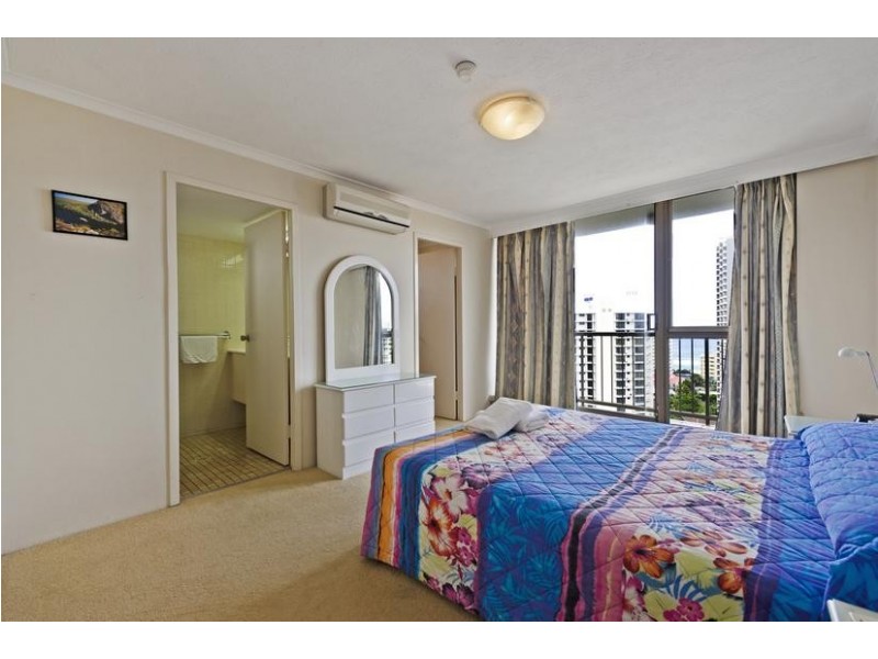 43 Enderley Avenue, Surfers Paradise QLD 4217