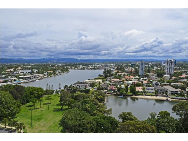 43 Enderley Avenue, Surfers Paradise QLD 4217