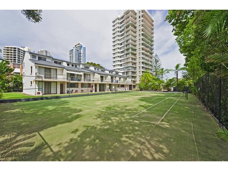 43 Enderley Avenue, Surfers Paradise QLD 4217