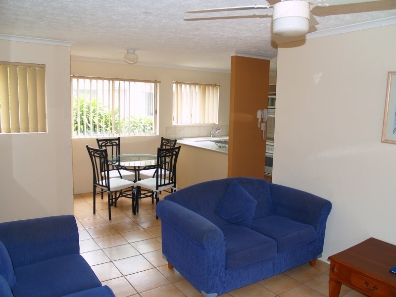 41 Peninsular Drive, Surfers Paradise QLD 4217