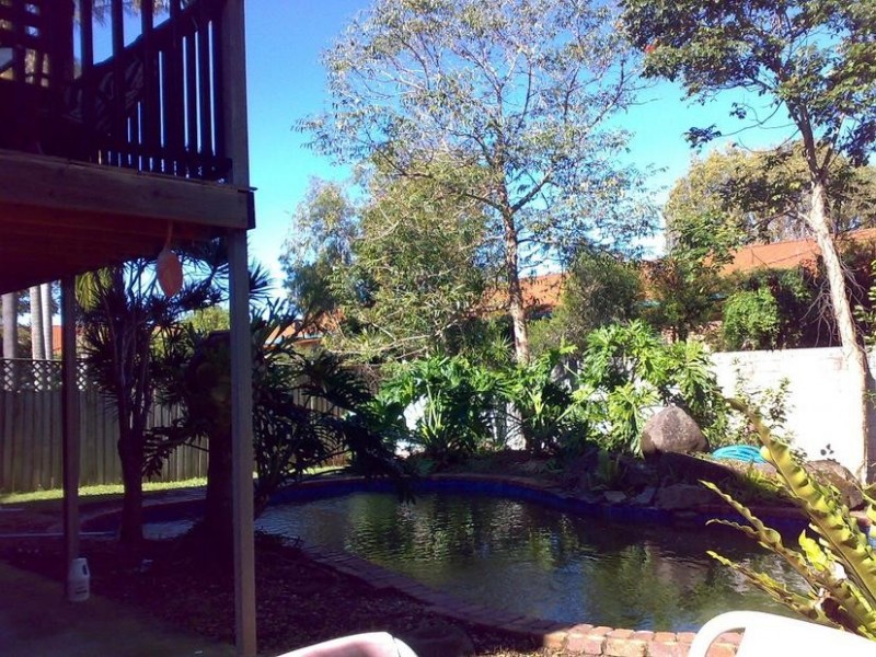 9 Poinciana Cres, Bundall QLD 4217