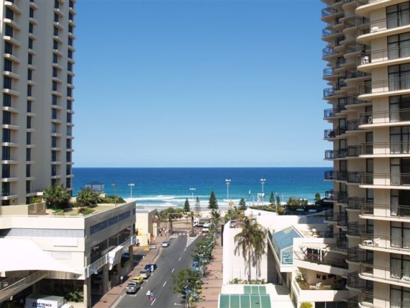 34 Hanlan Street, Surfers Paradise QLD 4217