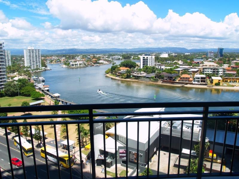 23 Ferny Avenue ‘Chevron Renaissance’, Surfers Paradise QLD 4217