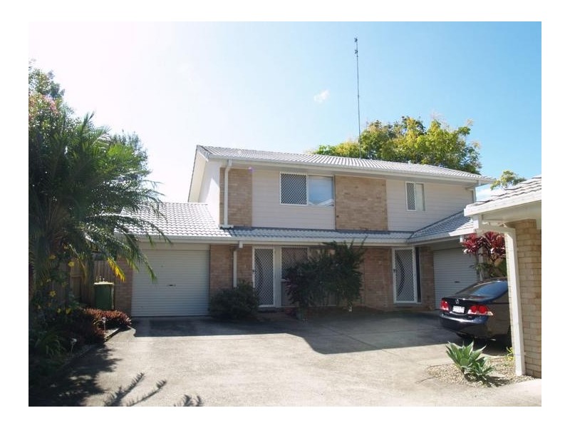 63 Benowa Road, Southport QLD 4215