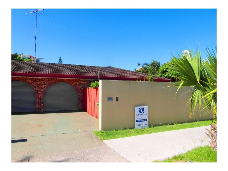 19 Thomas Drive, Chevron Island QLD 4217
