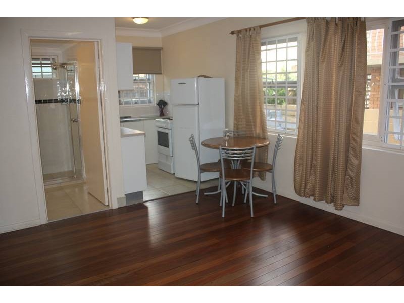 42 Peninsular Drive ‘White lea Lodge’, Surfers Paradise QLD 4217
