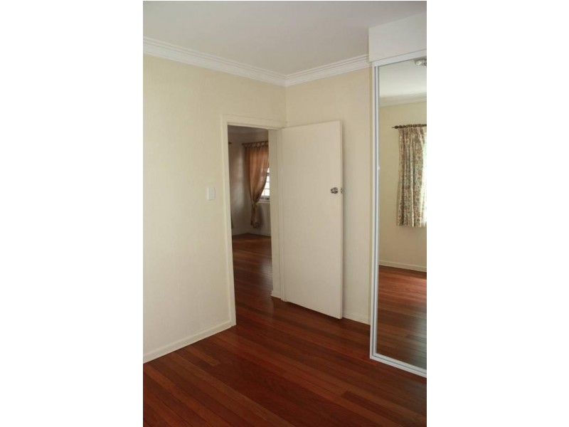 42 Peninsular Drive ‘White lea Lodge’, Surfers Paradise QLD 4217