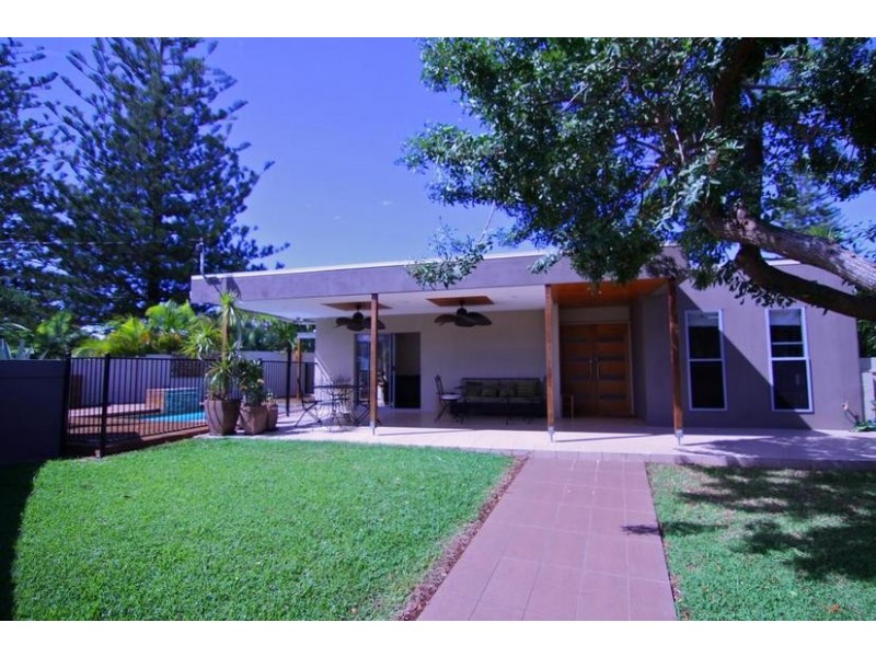 54 Brindisi Avenue, Isle Of Capri QLD 4217