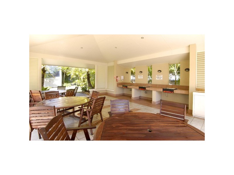 28 Northcliffe Terrace ‘Longbeach Resort’, Surfers Paradise QLD 4217