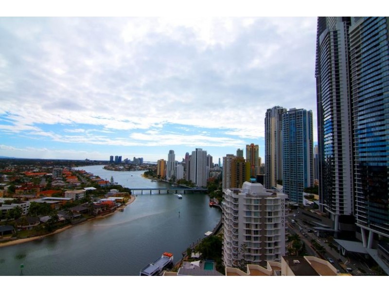 4 Wahroonga Place ‘Avalon’, Surfers Paradise QLD 4217