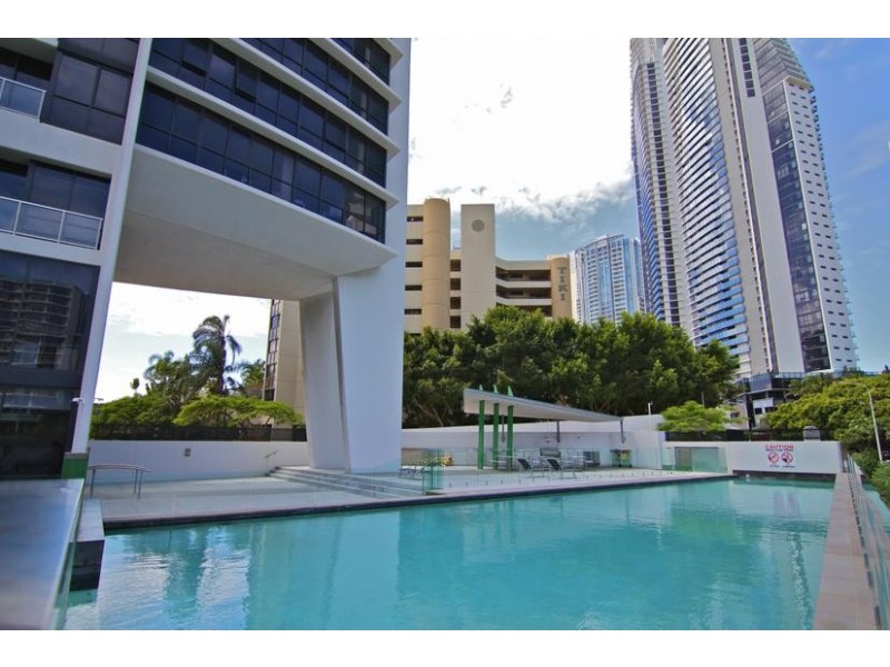 4 Wahroonga Place ‘Avalon’, Surfers Paradise QLD 4217