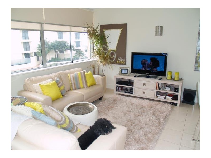 34 Hanlan Street ‘Kinkabool’, Surfers Paradise QLD 4217