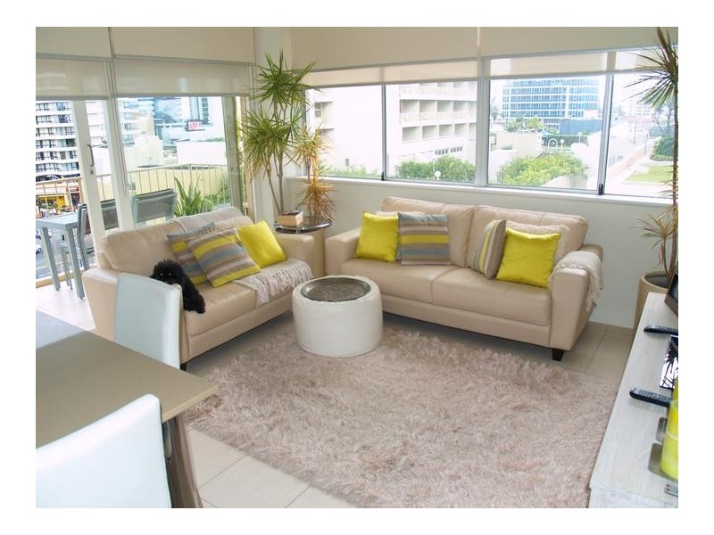 34 Hanlan Street ‘Kinkabool’, Surfers Paradise QLD 4217