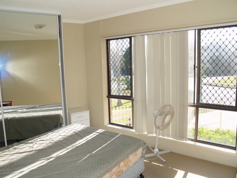 28 Sunrise Boulevard, Surfers Paradise QLD 4217