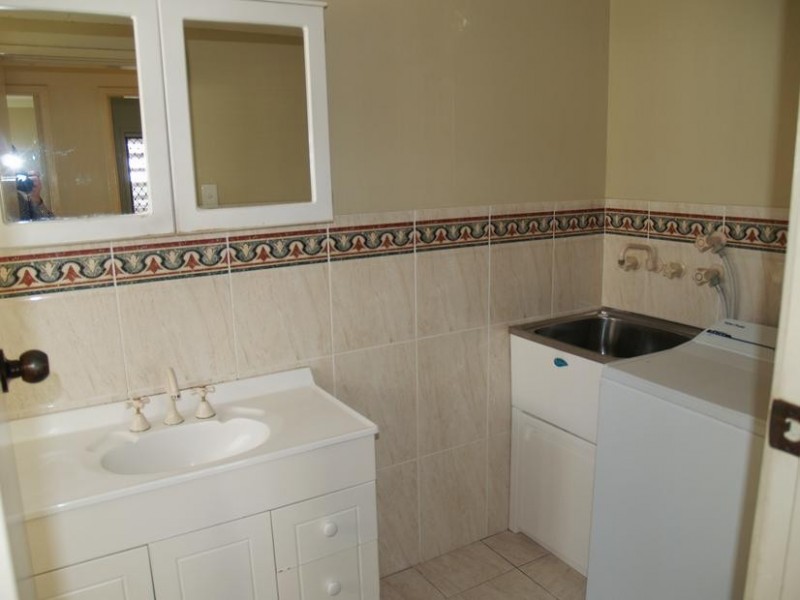 28 Sunrise Boulevard, Surfers Paradise QLD 4217