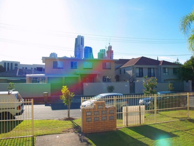 28 Sunrise Boulevard, Surfers Paradise QLD 4217