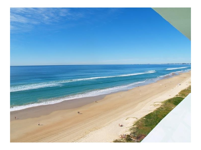 ‘Hibiscus’ Penthouse 3555 Main Beach Parade, Main Beach QLD 4217