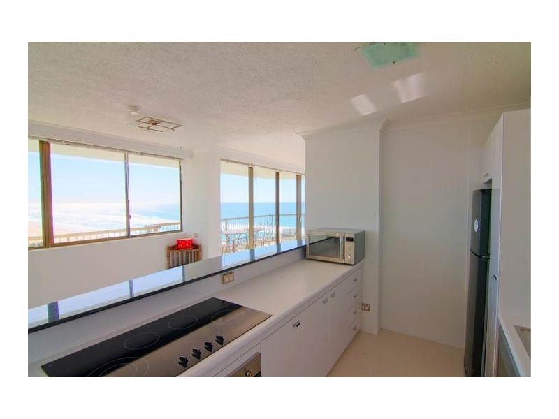 ‘Hibiscus’ Penthouse 3555 Main Beach Parade, Main Beach QLD 4217