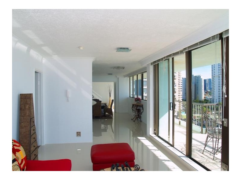 ‘Hibiscus’ Penthouse 3555 Main Beach Parade, Main Beach QLD 4217