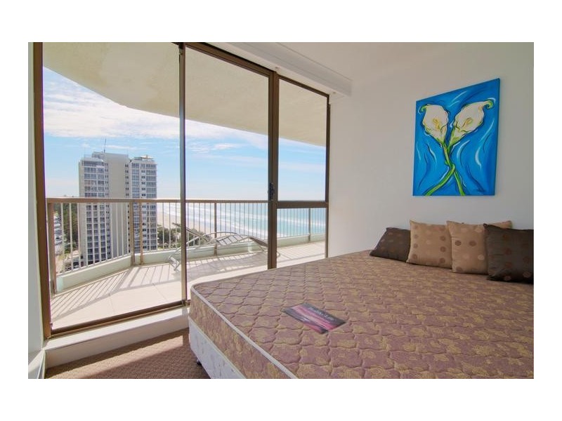 ‘Hibiscus’ Penthouse 3555 Main Beach Parade, Main Beach QLD 4217