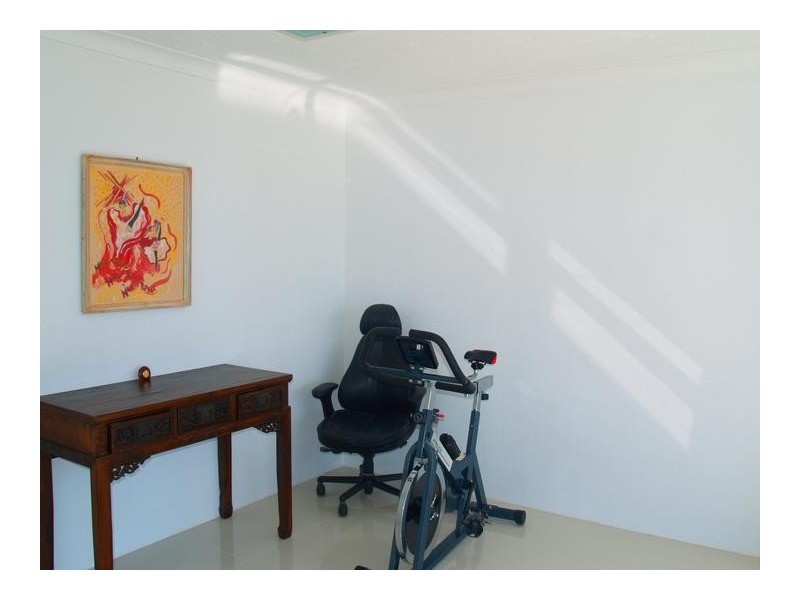 ‘Hibiscus’ Penthouse 3555 Main Beach Parade, Main Beach QLD 4217