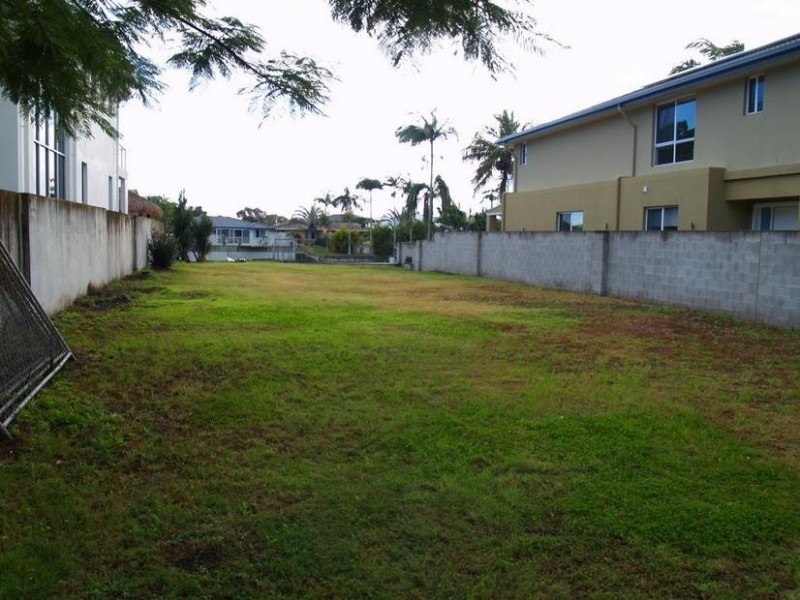 Vespa Crescent, Surfers Paradise QLD 4217