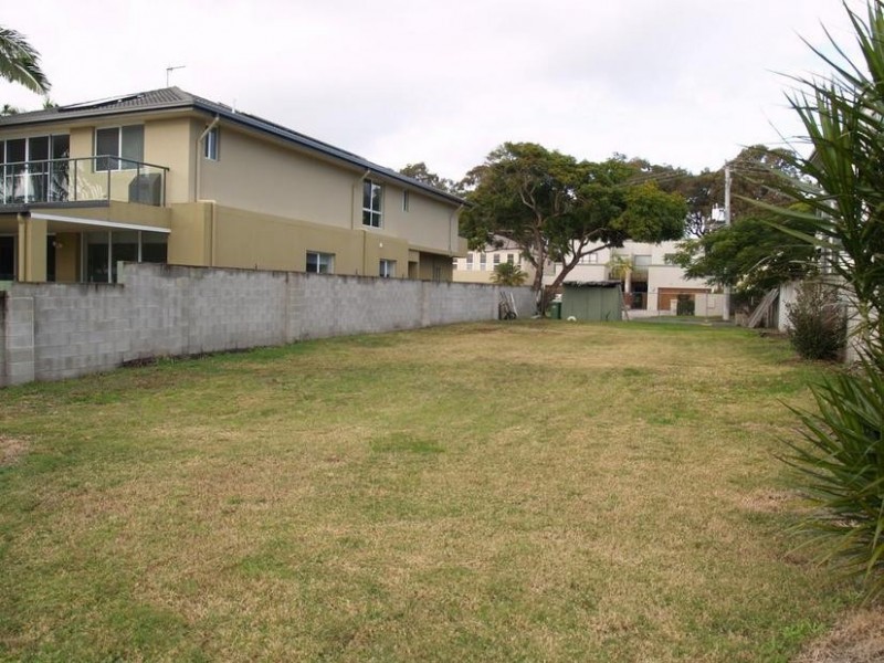Vespa Crescent, Surfers Paradise QLD 4217
