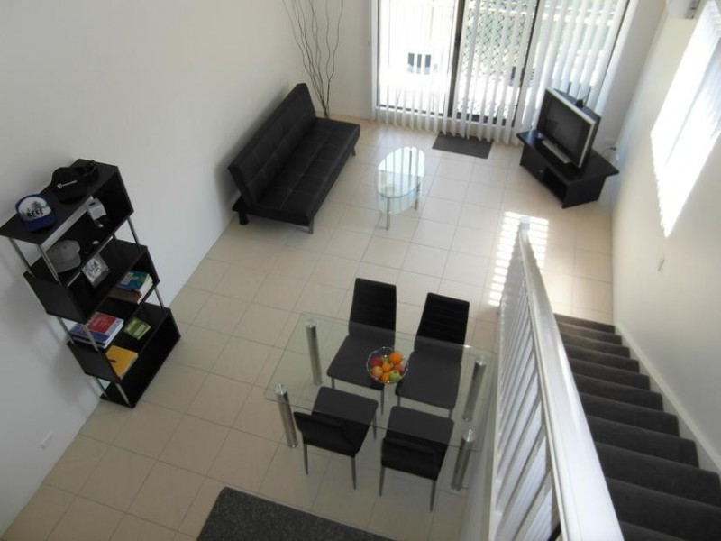 43 Enderley Avenue ‘Anacapri’, Surfers Paradise QLD 4217