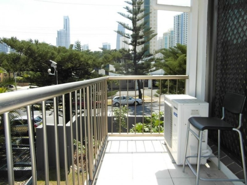 43 Enderley Avenue ‘Anacapri’, Surfers Paradise QLD 4217