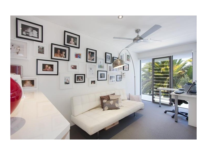 7B Paradise Place, Surfers Paradise QLD 4217