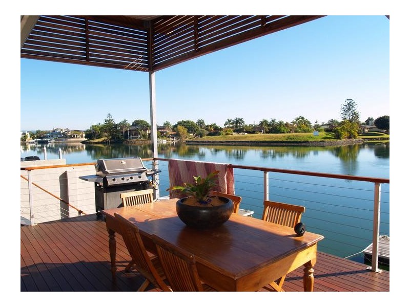 Furlong Street, Broadbeach Waters QLD 4218