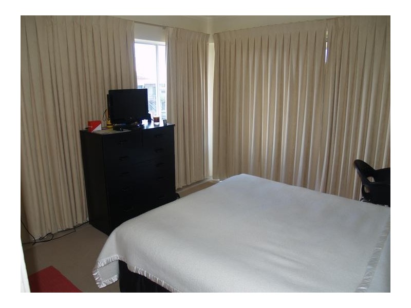 10 Sunrise Boulevard ‘Sunrise Chalet’, Surfers Paradise QLD 4217