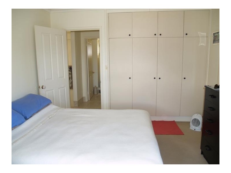 10 Sunrise Boulevard ‘Sunrise Chalet’, Surfers Paradise QLD 4217