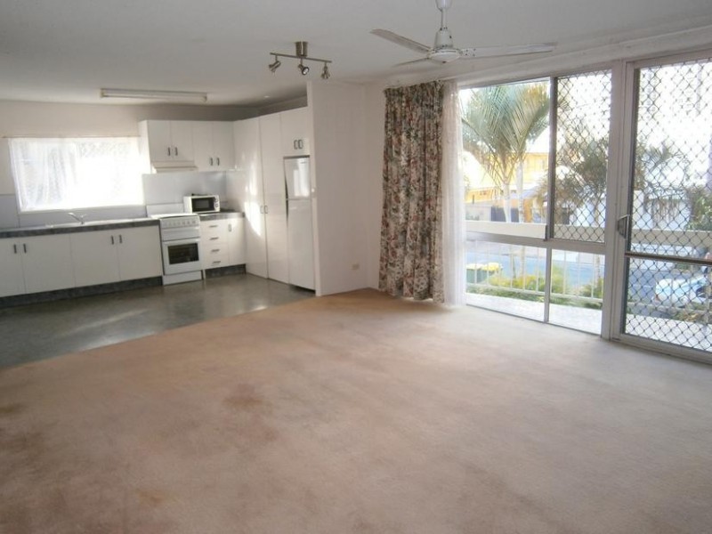 18 Tarcoola Crescent ‘Vegas’, Chevron Island QLD 4217