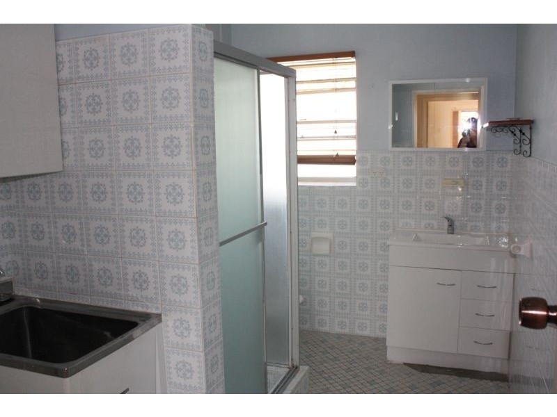 10 Sunrise Boulevard ‘Sunrise Chalet’, Surfers Paradise QLD 4217