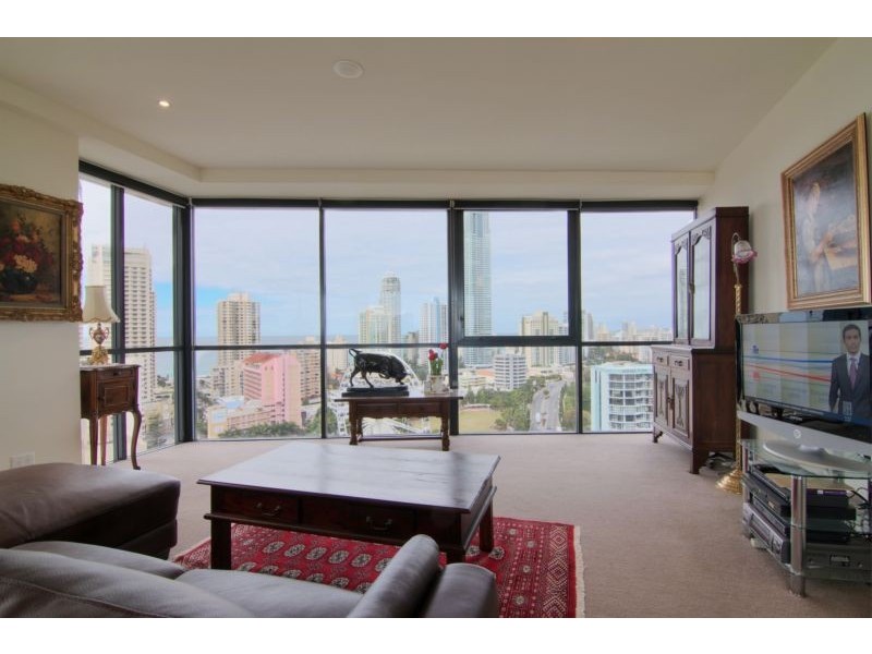 4 Wahroonga Place ‘Avalon’, Surfers Paradise QLD 4217