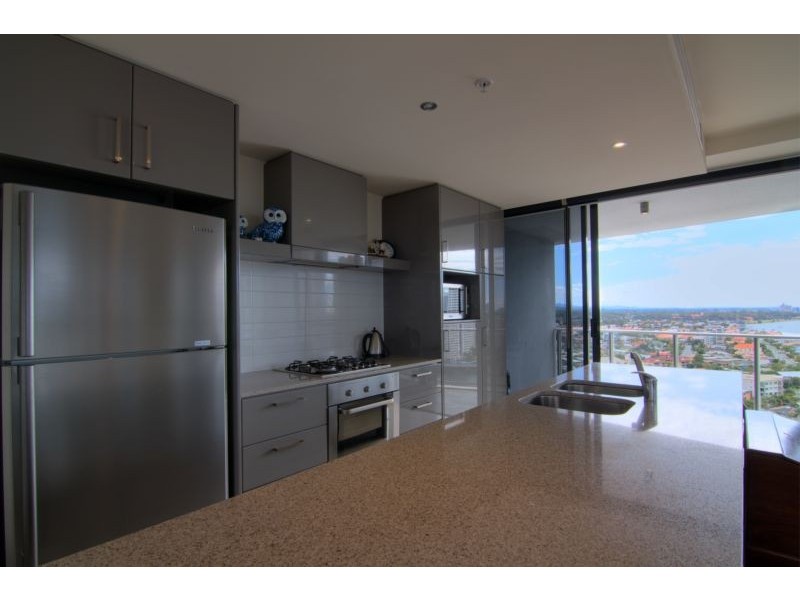 4 Wahroonga Place ‘Avalon’, Surfers Paradise QLD 4217