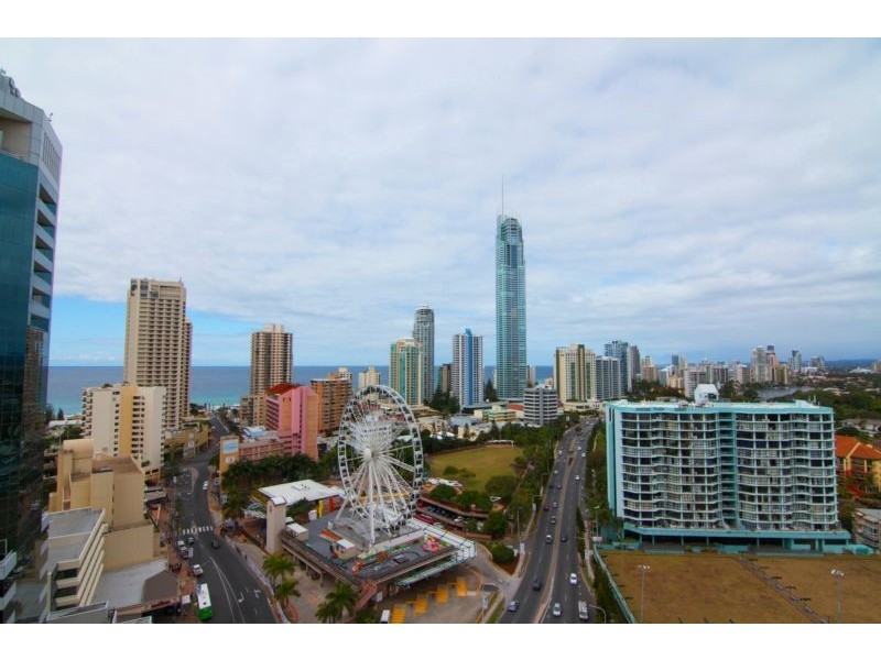 4 Wahroonga Place ‘Avalon’, Surfers Paradise QLD 4217