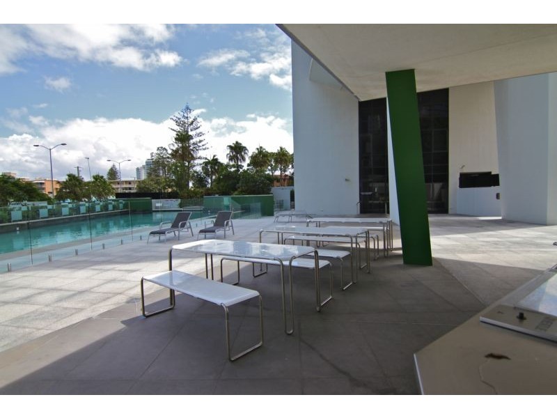 4 Wahroonga Place ‘Avalon’, Surfers Paradise QLD 4217